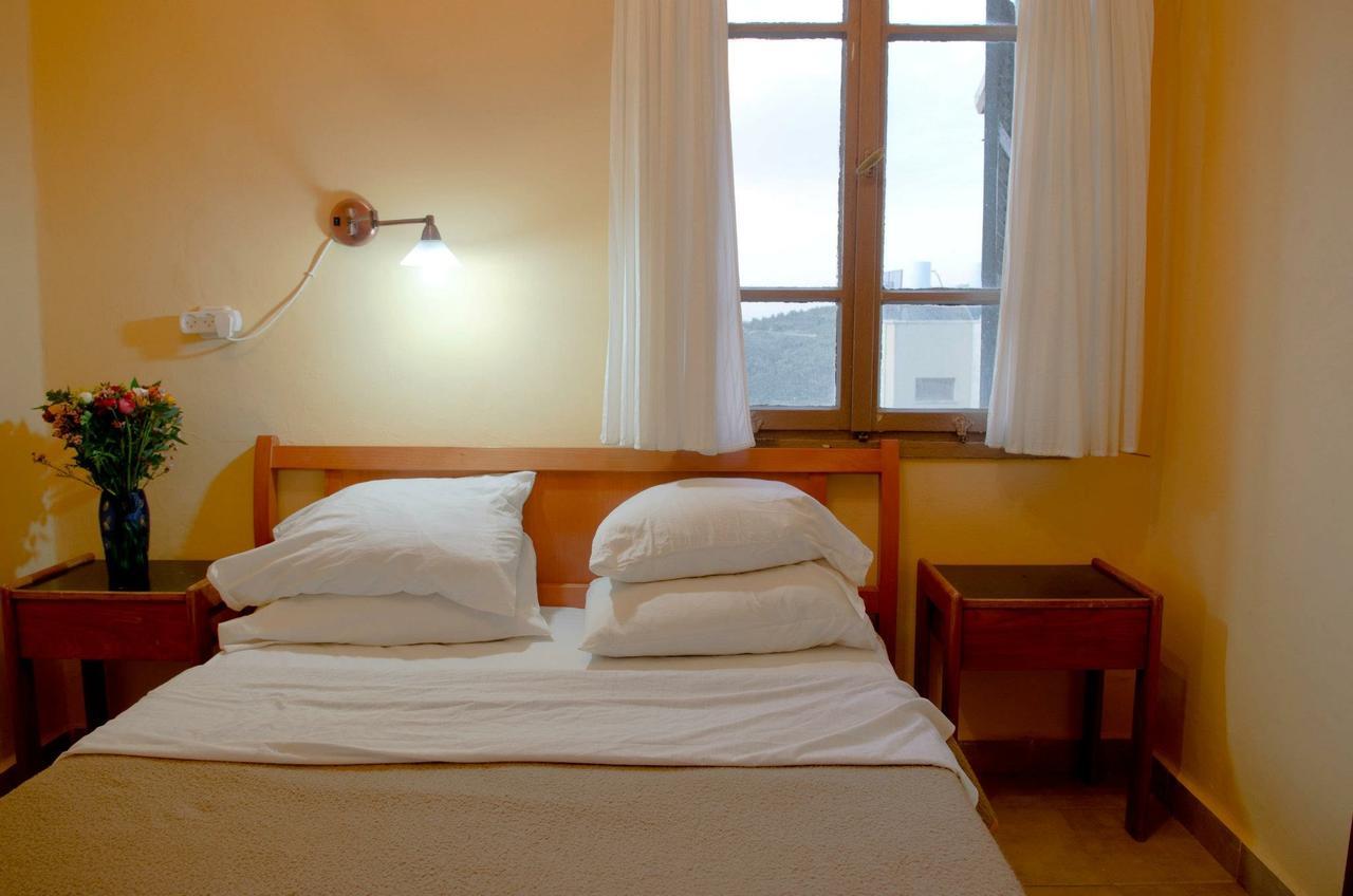 Carmel Hotel Safed Ngoại thất bức ảnh